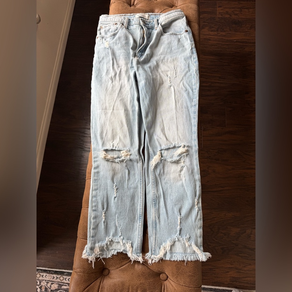 Abercrombie & Fitch high rise mom jeans size 8/29